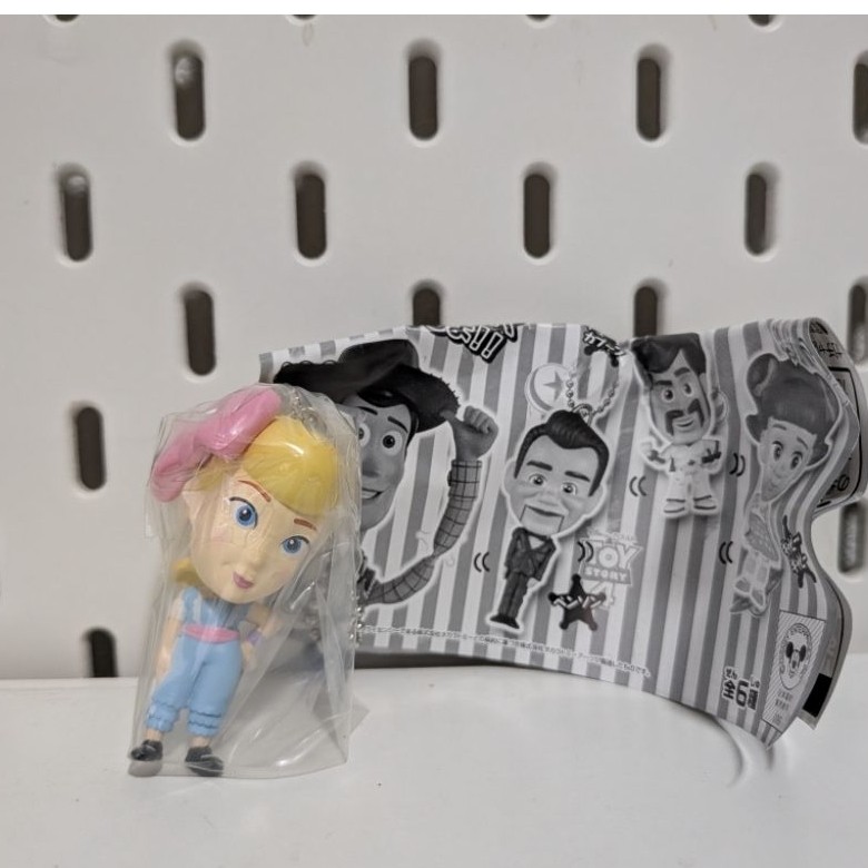 [ORIGINAL] Gacha / Gashapon / Capsule World Takara Tomy Arts - Disney Pixar Toy Story 4 Keychain (Bu