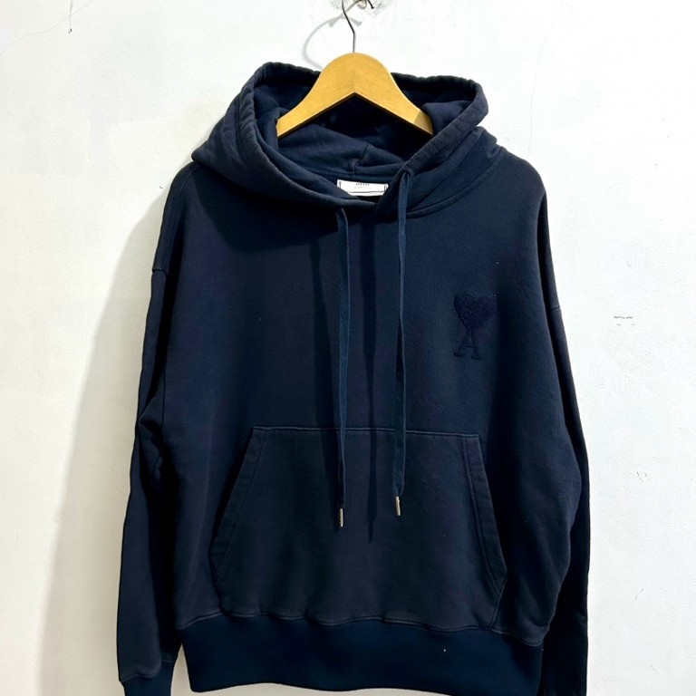 Hoodie “Ami Paris”