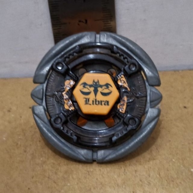 Beyblade MFB Flame Libra Takara Tomy dari Hybrid Whell Set