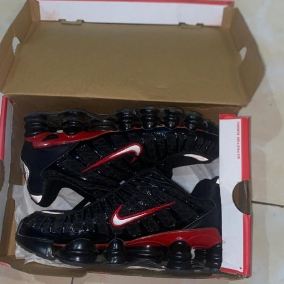 NIKE SHOX TL
