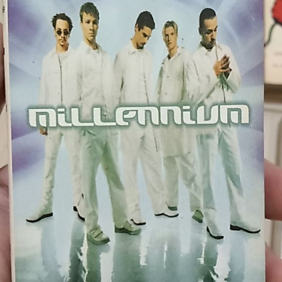 koleksi kaset pita Backstreet Boys Millenium