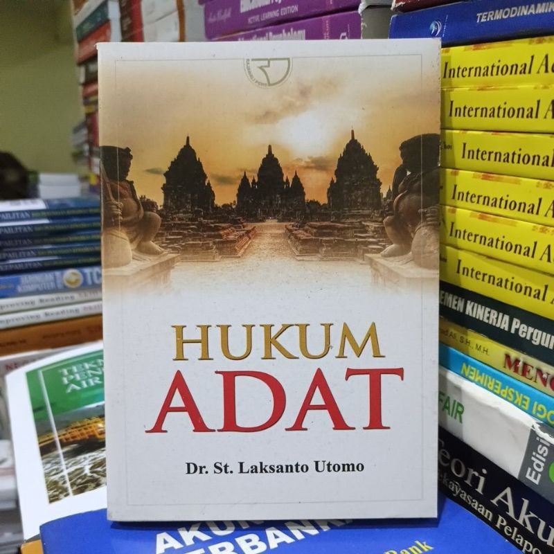 HUKUM ADAT