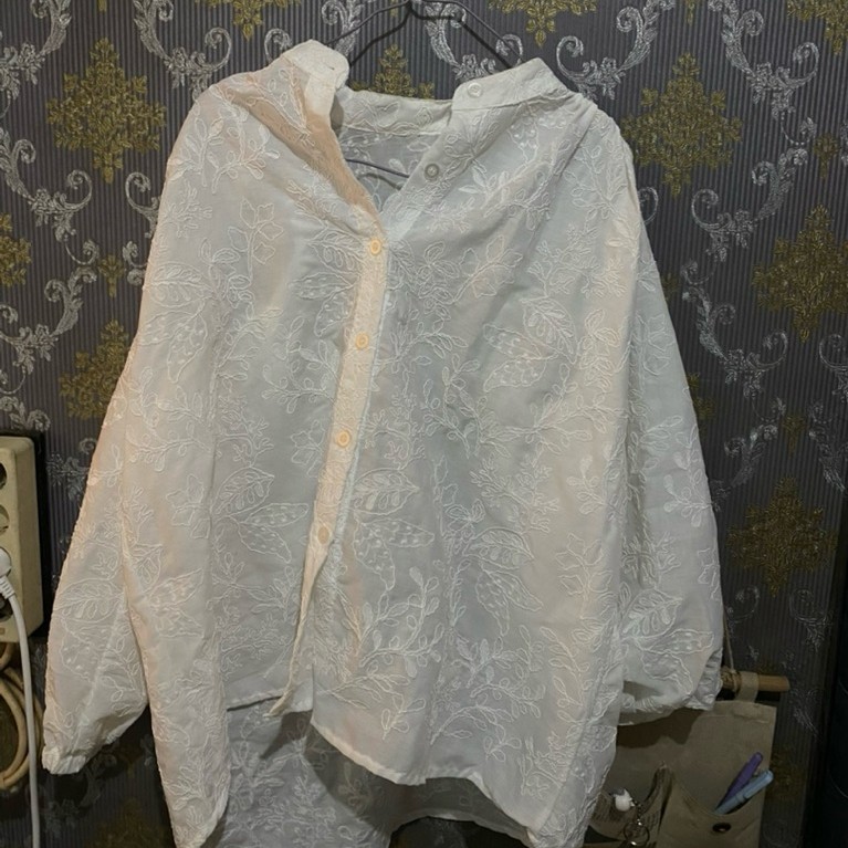 Preloved kemeja bordir putih