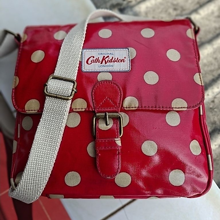 tas selempang slingbag cath kidston polkadot