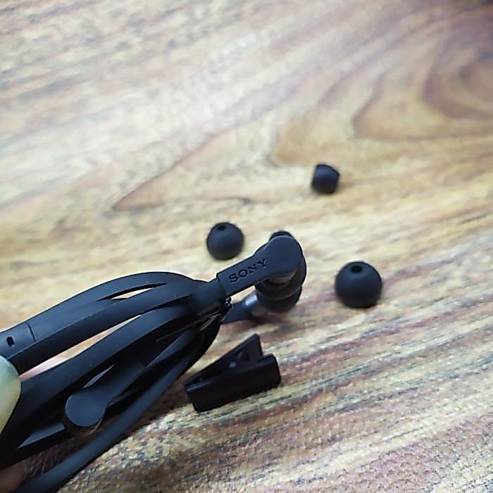Earphones Sony Mh1C Tbk
