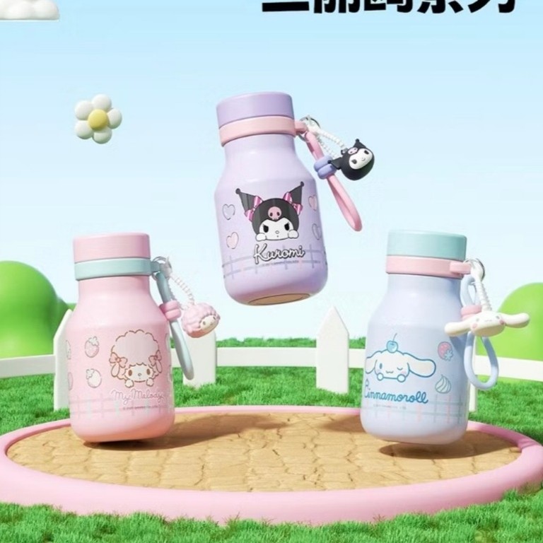 BOTOL MINUM  KARAKTER ANAK SANRIO 450ML -Tali Pegangan, Aman untuk Anak