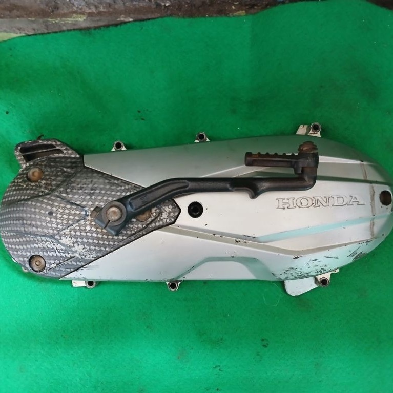 Blok CVT bak CVT cover crankcase Vario 150 / Vario 125 led ori lepasan