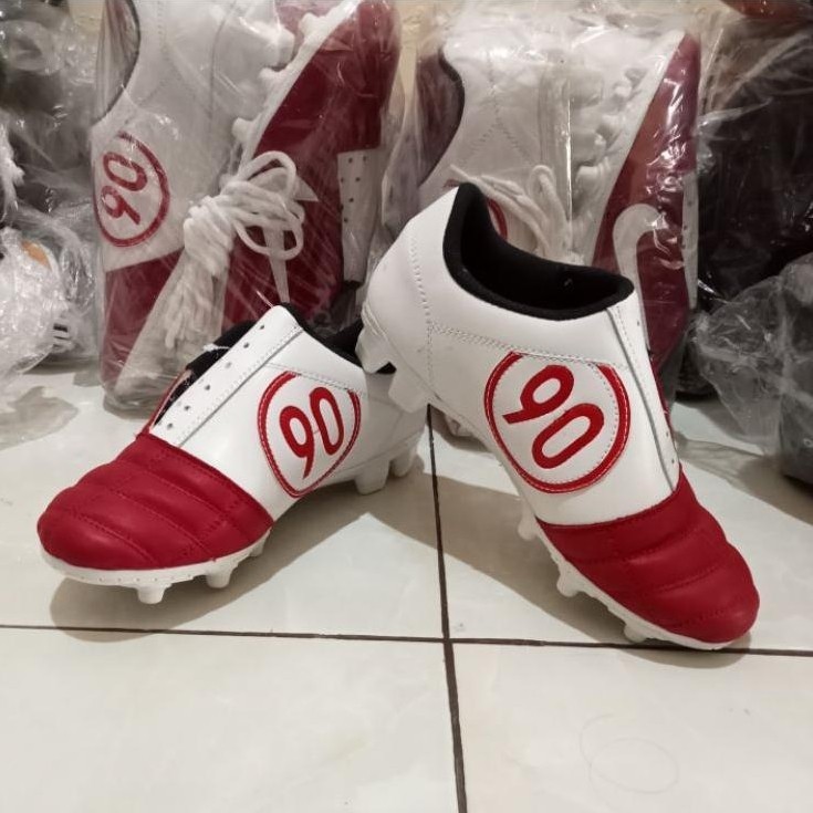 HOT DEALS SEPATU SEPAK BOLA KULIT ASLI T90 SOL JAHIT