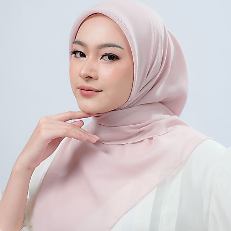 KHARISMA HIJAB - Hijab Paris jadul segiempat premium lembut gampang diatur p