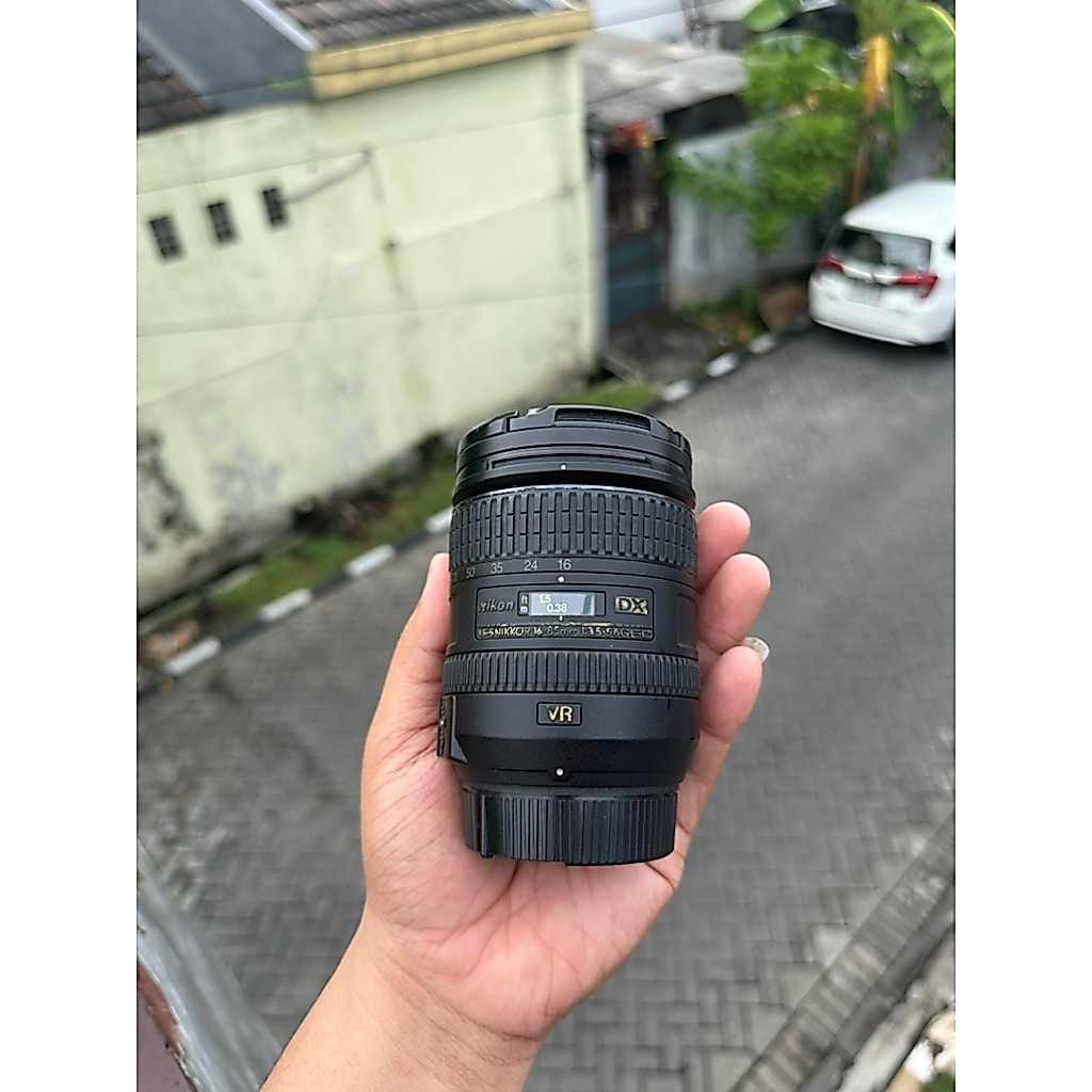Lensa Nikon Afs 16-85mm f3.5 VR DX ED
