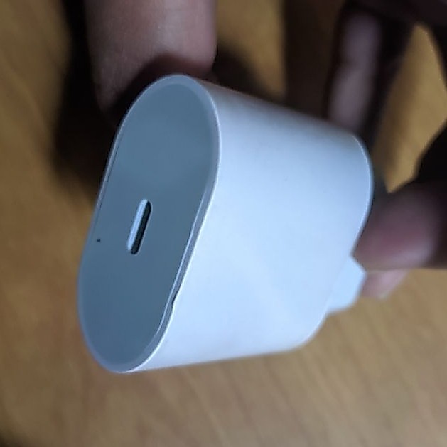 Charger Cas iphone 20 watt original copotan
