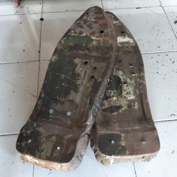 PLAT JOK HONDA C50 C70 C90 PISPOT PANJANG