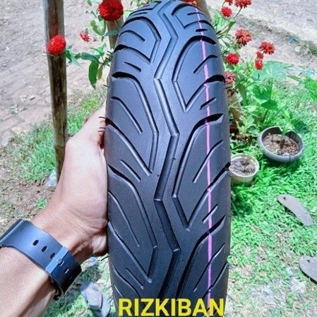 Ban standar nmax ukuran 110/70-13 tubles merk irc untuk ban depan motor Nmax