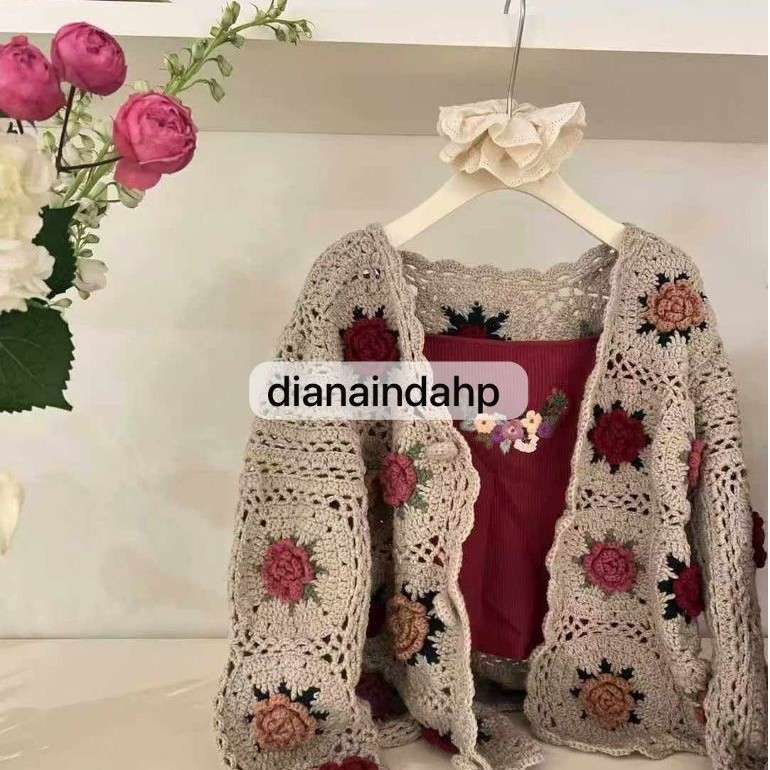Beargirl Original Cardi Rajut Bunga Timbul ( LD : 110, P : 57 )