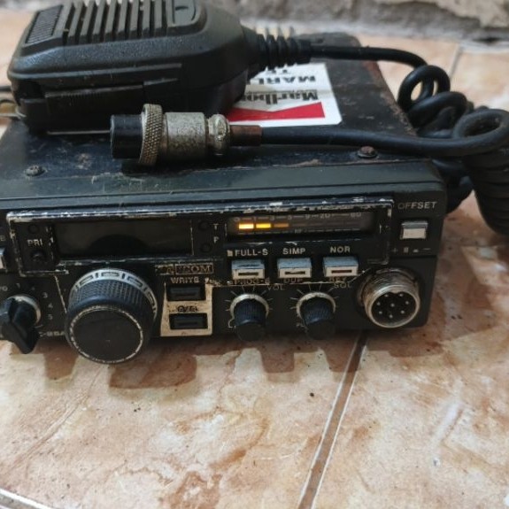 Paket Radio Komunikasi : Kenwood TM241A, Icom 25A, Power Supply 20A