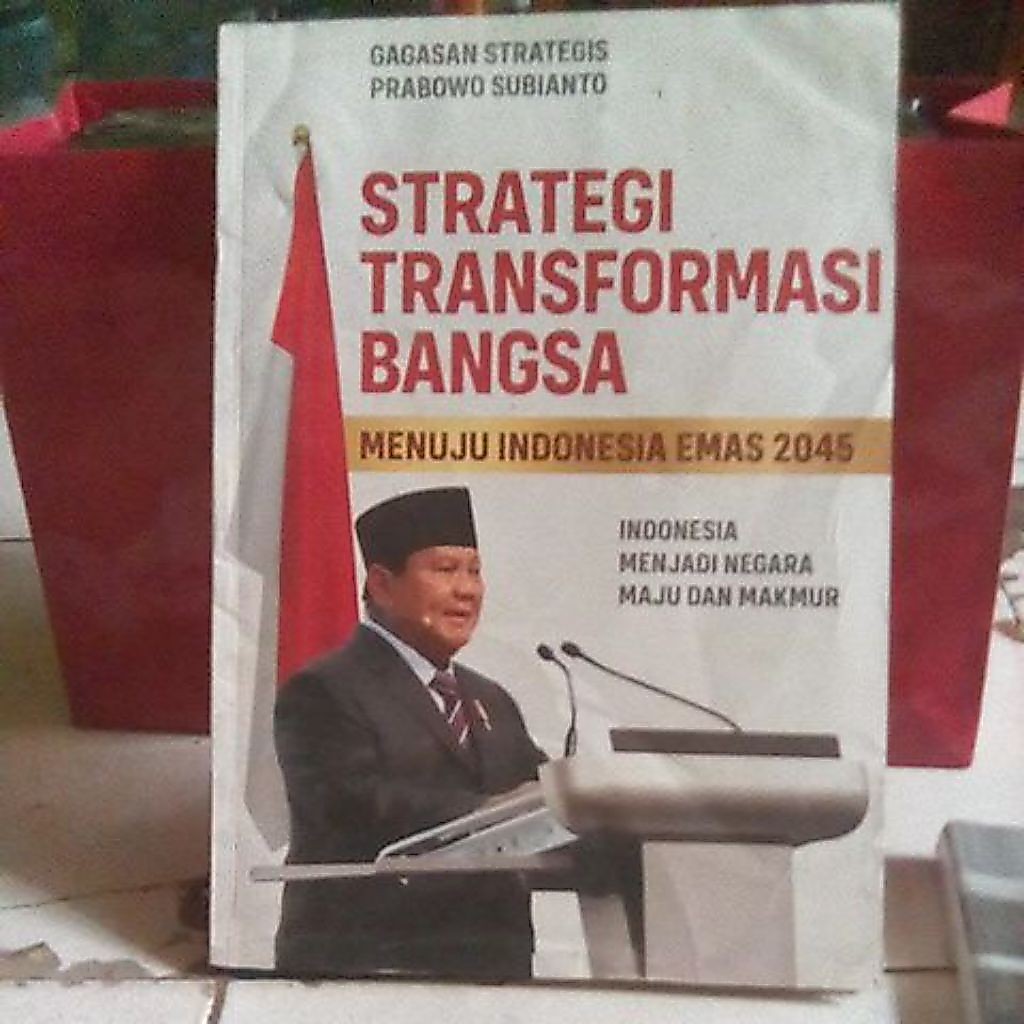 buku Strategi Transformasi Bangsa Menuju Indonesia Emas 2045