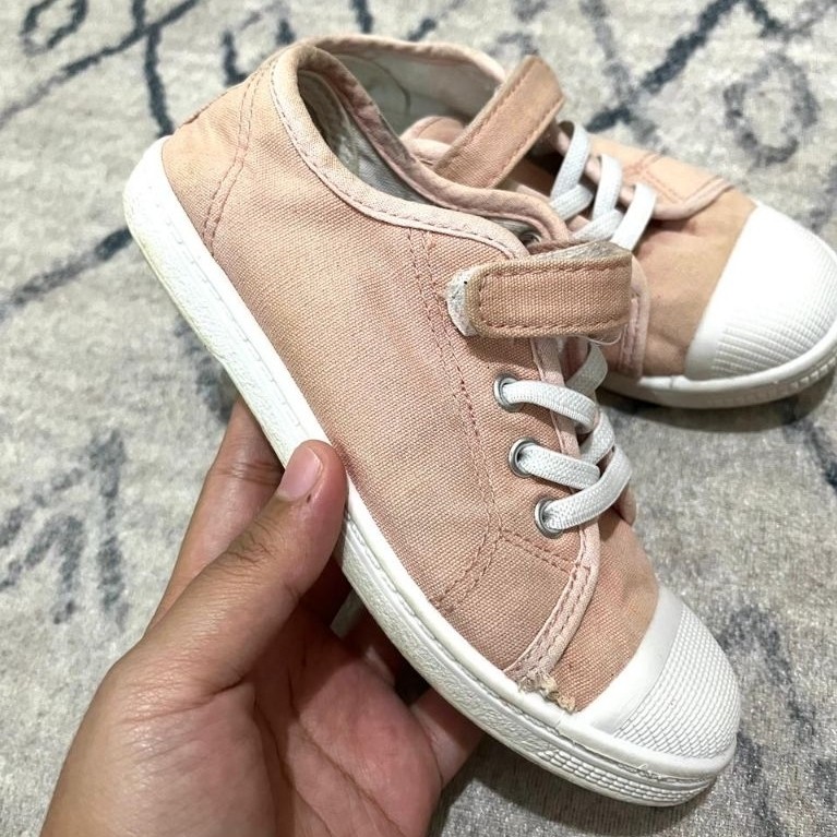 PL sepatu anak zoe & zac