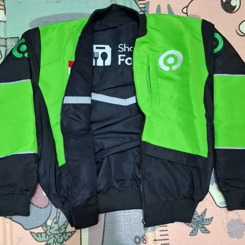 JAKET BOMBER BOLAK BALIK GOJEK HIJAU SOPI HITAM KEREN BISA BUAT VERMUK ANTI KOTOR ANTI AIR BORDIR SA