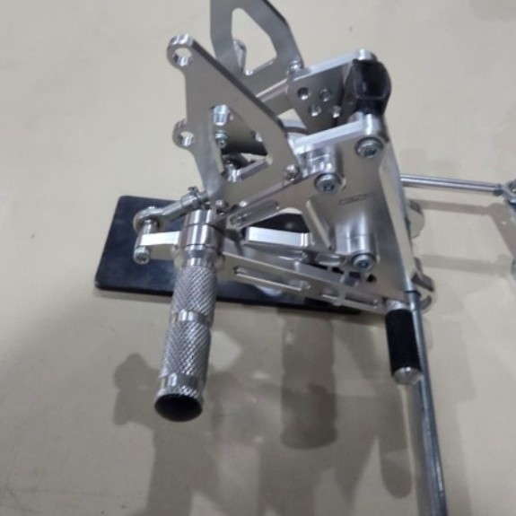 Footstep Underbone Yamaha MX king Es2 by Bpro