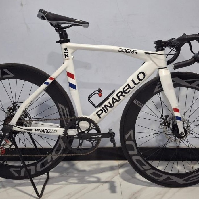Sepeda Roadbike Pinarello keren siap pakai
