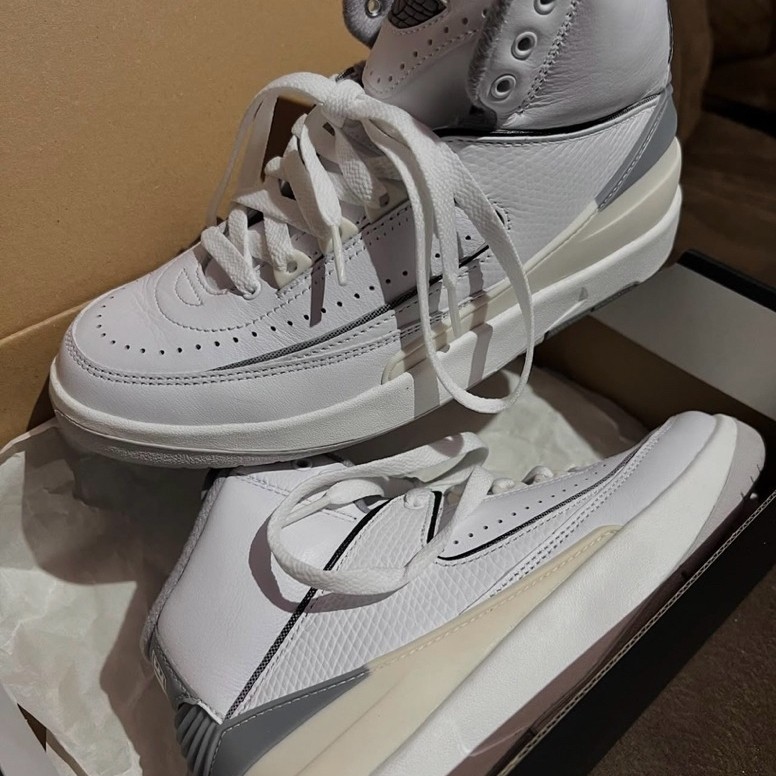 Air Jordan 2 Retro (GS)