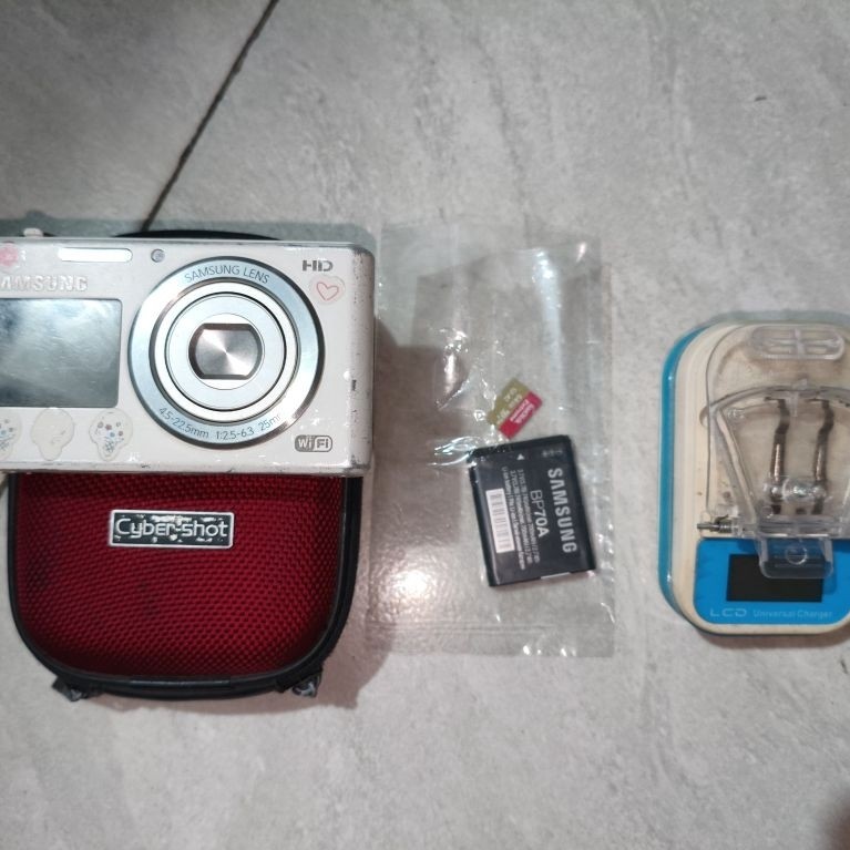 Samsung Dv150F Digicam selfie(dual screen) kamera