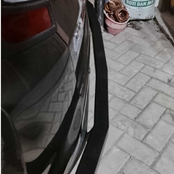 bemper mobil belakang Sigra / Calya
