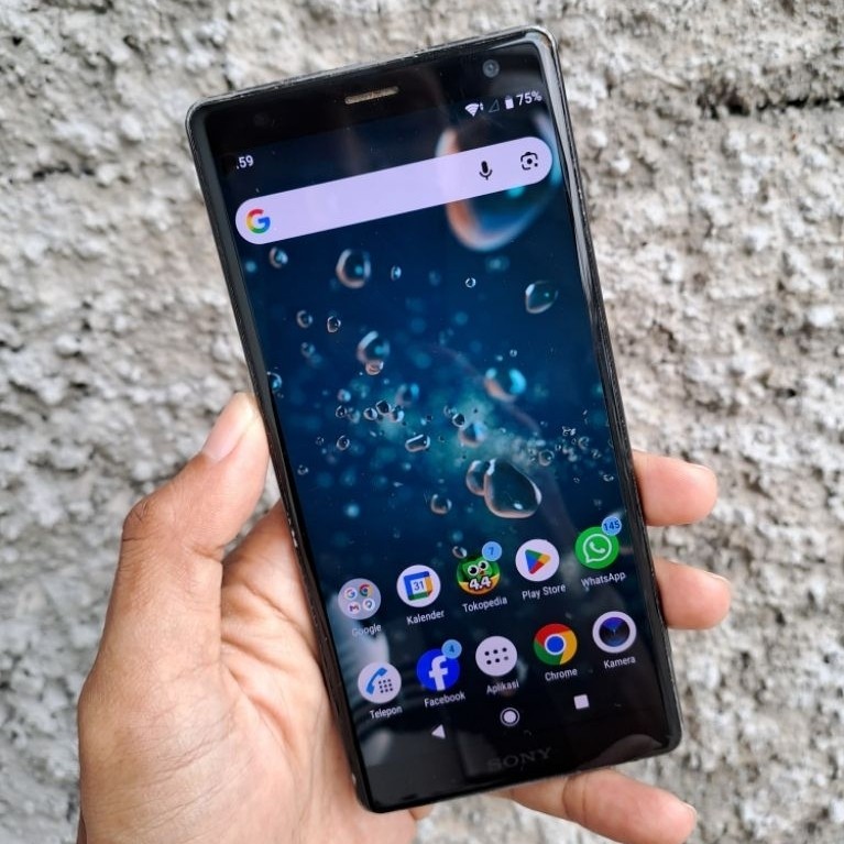 Xperia XZ2 4/64 second