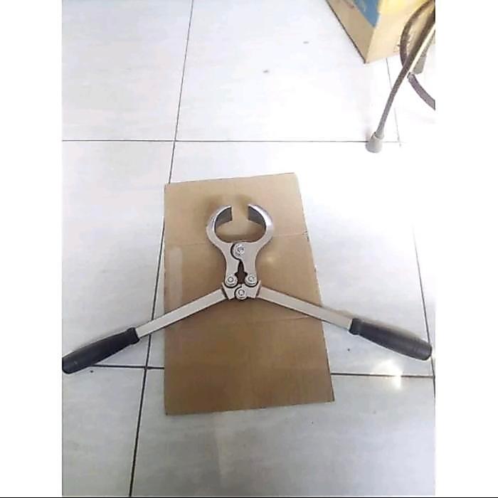 Tang Kastrasi Besi Tahan Karat untuk Sapi Kambing Domba