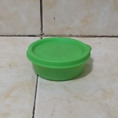 Tupperware small round container hijau 80ml