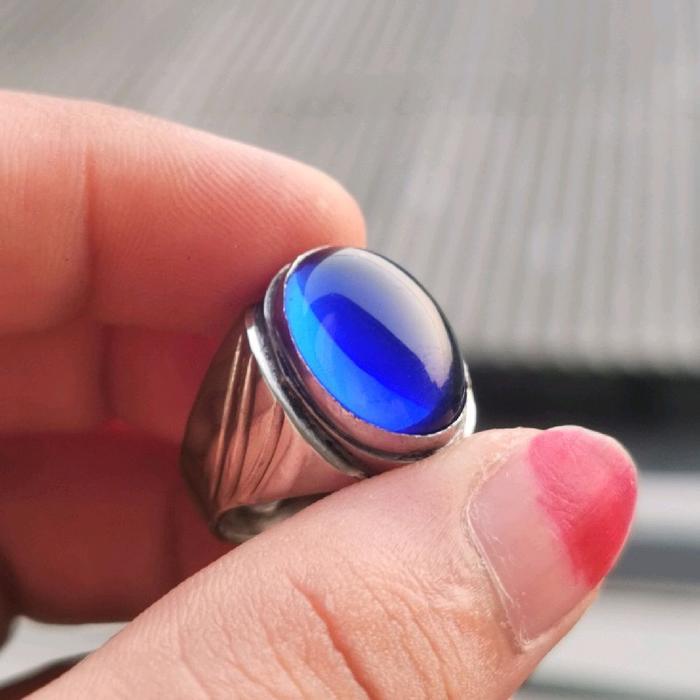 Cincin Permata Royal King Safire Super Quality dengan Batu safire Berkilauan dan Desain Elegan - Blu