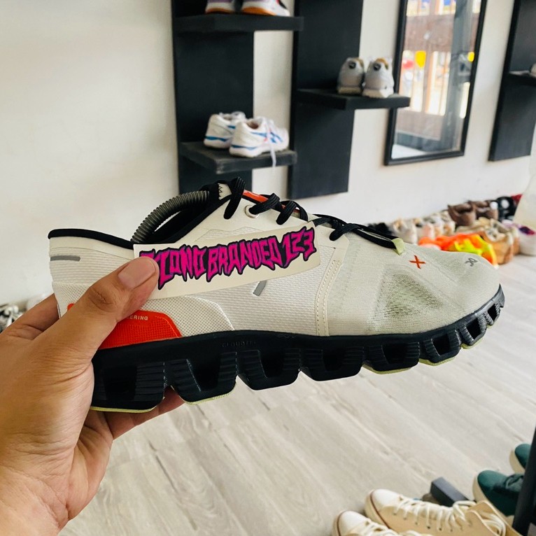 sepatu running sneakers size 45