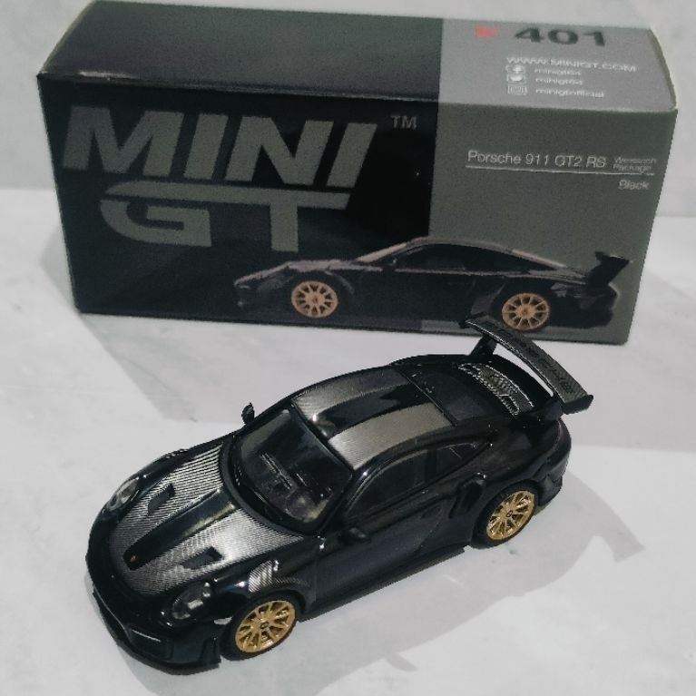 Mini GT Porsche 911 GT2 RS Black