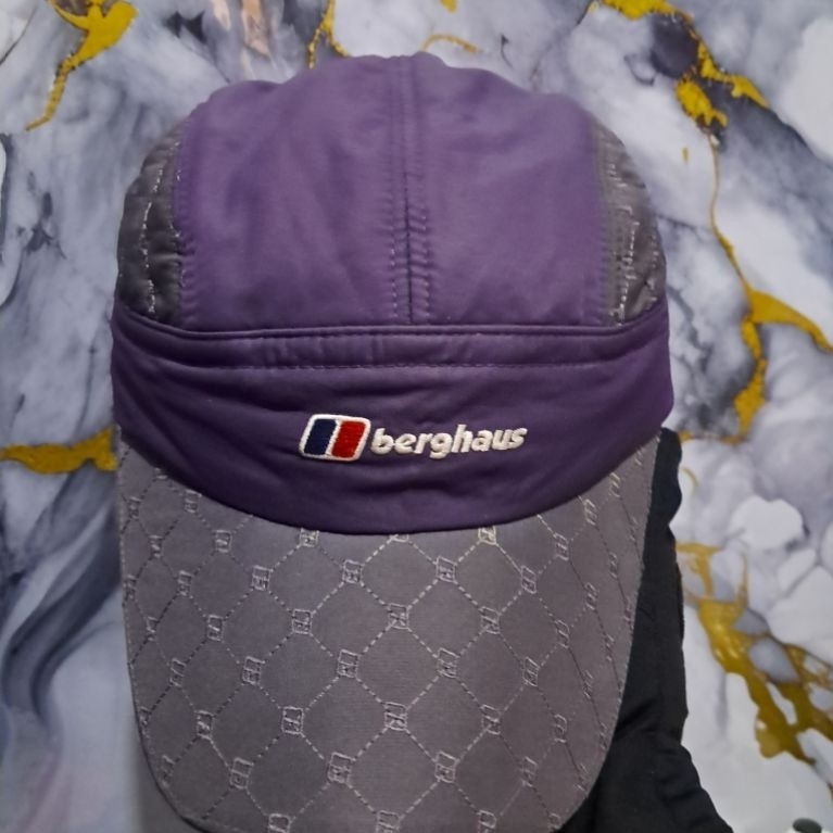 berghaus topi
