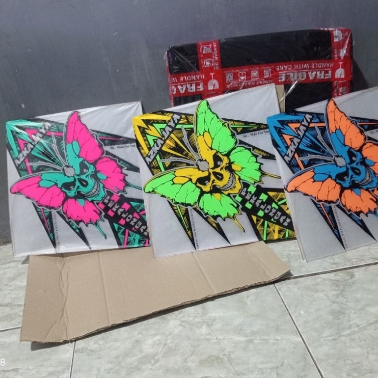 LAYANGAN SUKOI SUPER