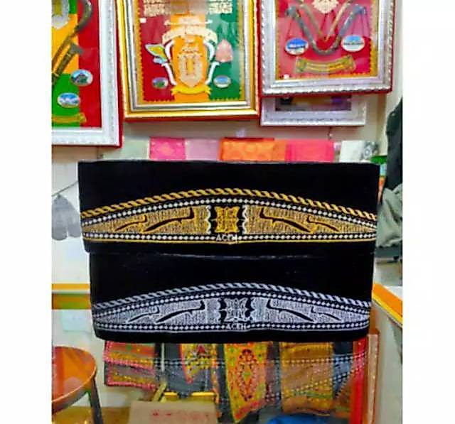 PECI ETHNIC ACEH MOTIF RENCONG PINTU ACEH/ SONGKOK ACEH / PECI KHAS ACEH