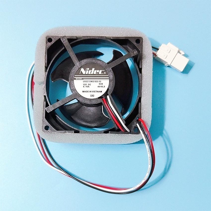 Fan Motor Kipas Kulkas DC 12V 8V Universal 9x9cm Kipas Pendingin Mesin Kulkas 1 dan 2 Pintu Awet