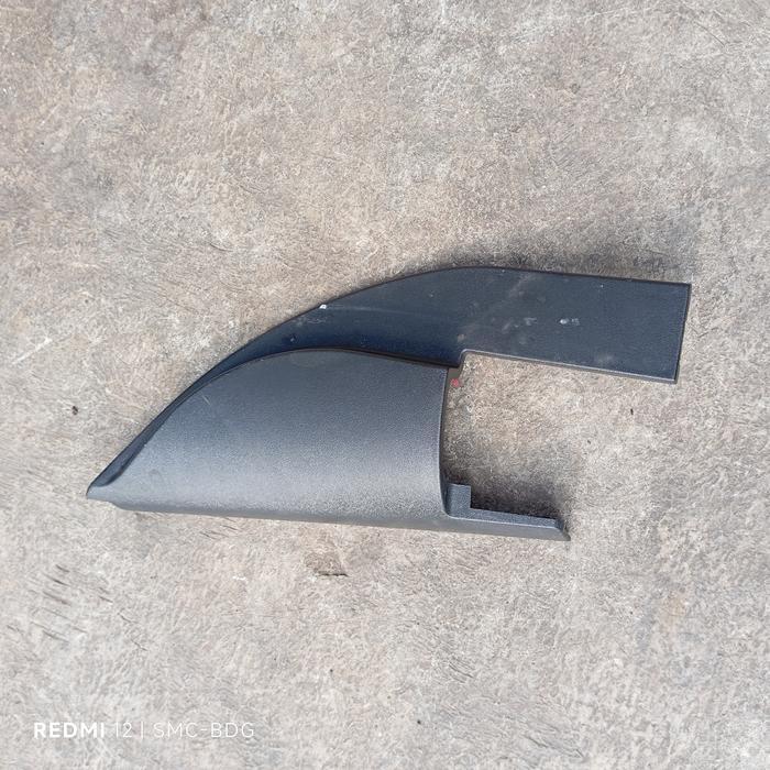 Cover segitiga spion pintu dalam Kiri nissan Grand livina L10 copotan (no tweeter)