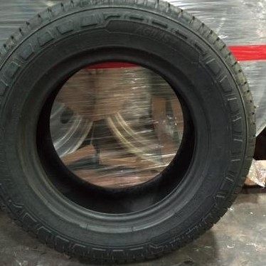 PROMO Michelin Agilis 205/70 R15 - Ban Mobil Penumpang