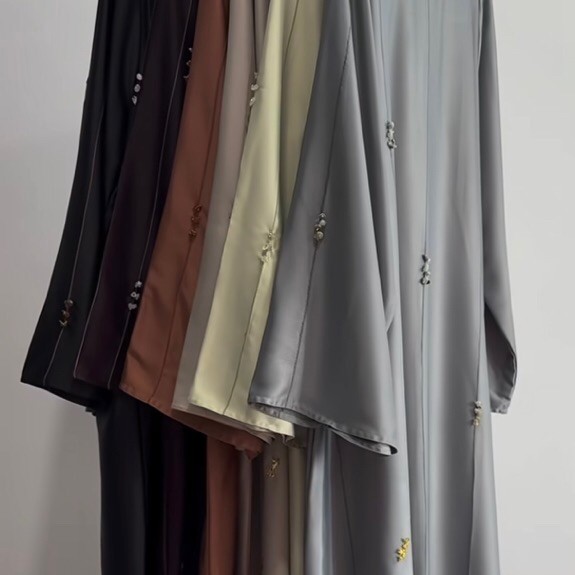 preloved all busyra abaya luella