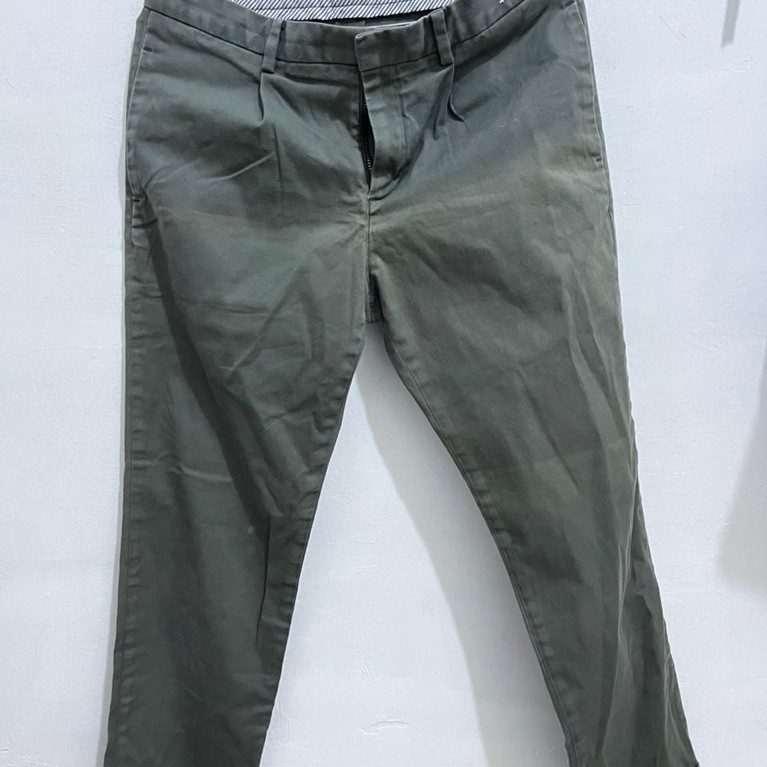 Preloved celana wanita|preloved celana branded wanita|preloved uniqlo