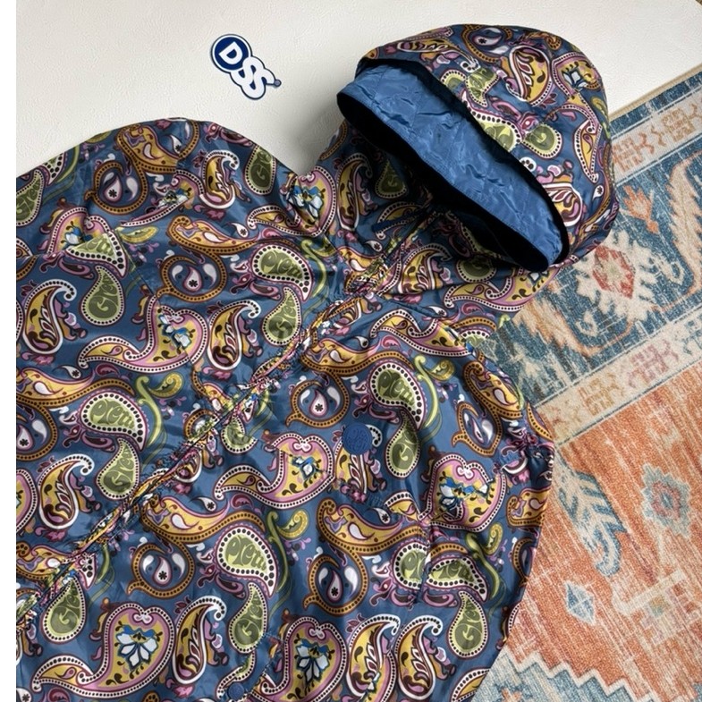 prety green paisley jacket
