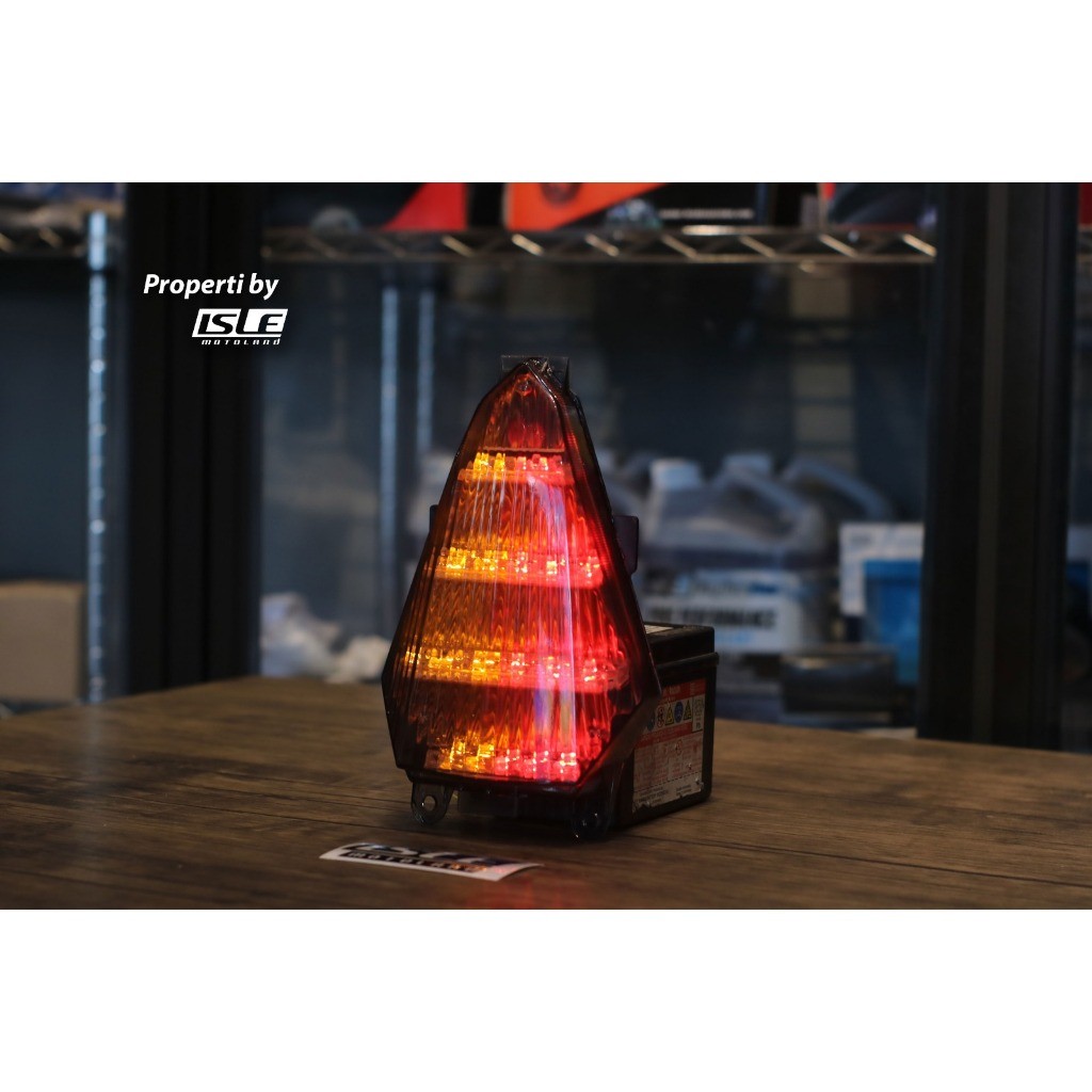 Stoplamp 3 in 1 Yamaha R6 08-16 Lampu Rem Belakang + Sein Minnamoto