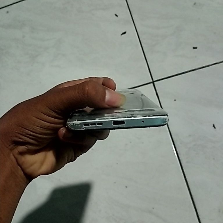 retmi 10 minus sesuai foto mesin mati lcd normal