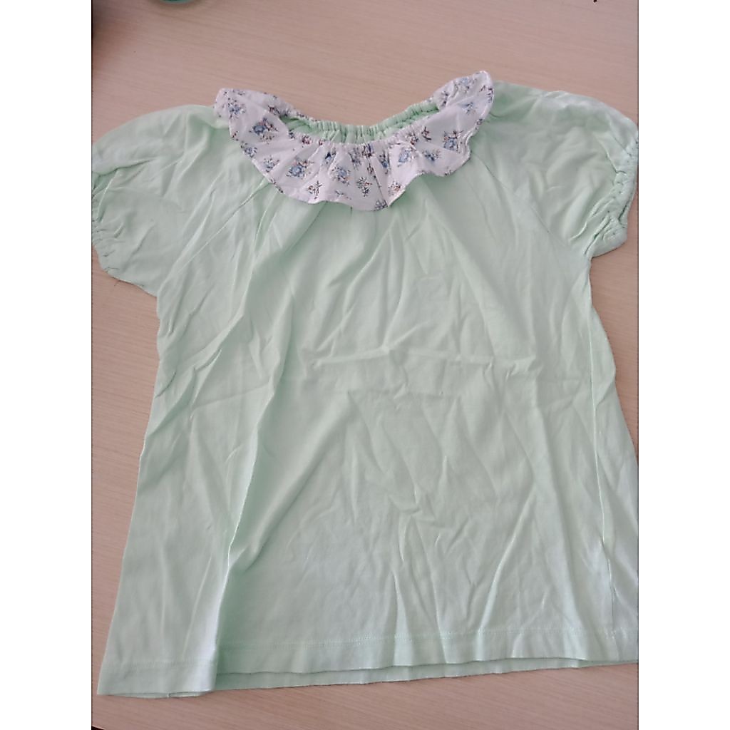 kaos/atasan anak Mardi amber preloved