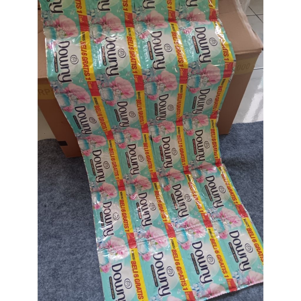 Paket hemat 52 renteng Downy 364 sachet varian  fresh Bouquet 22 ml