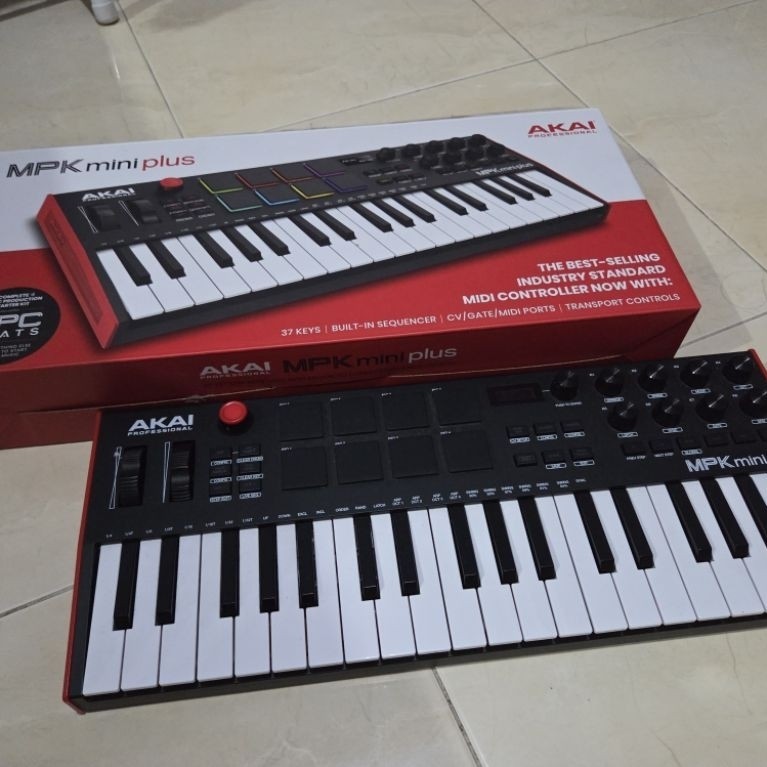 Akai MPK Mini Plus - Kontroler MIDI Controller 37 Keys