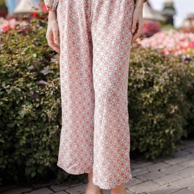 Benang Jarum - Into The Garden Pants - Pink - XL  ( PL )