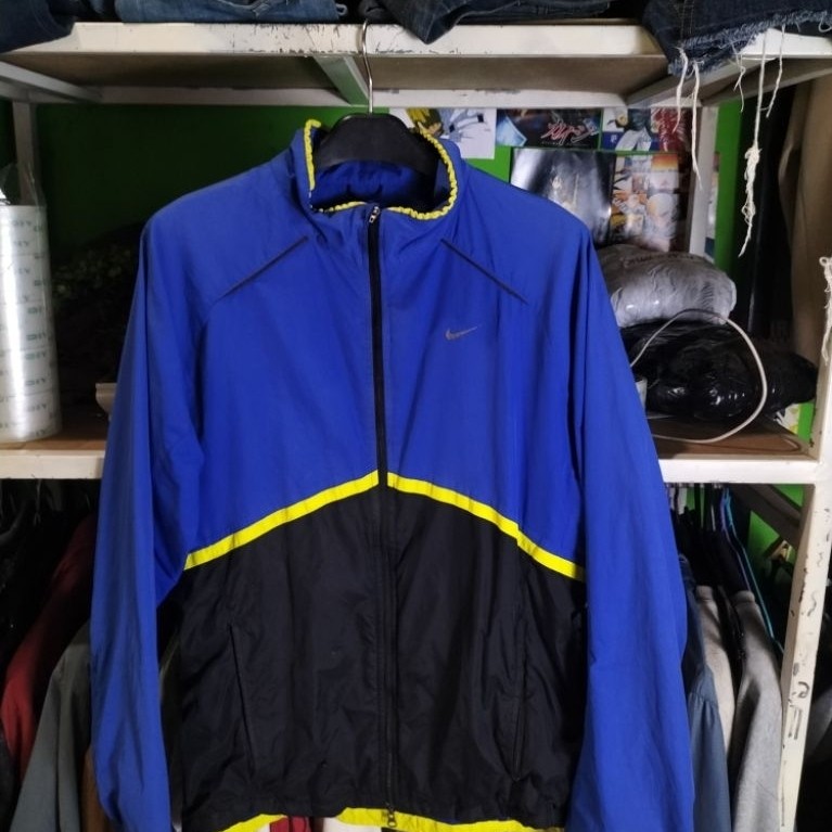 jacket running tipis nike