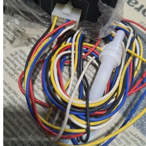 soket untuk audio alpine pxa h800 perlu modif kabelnya